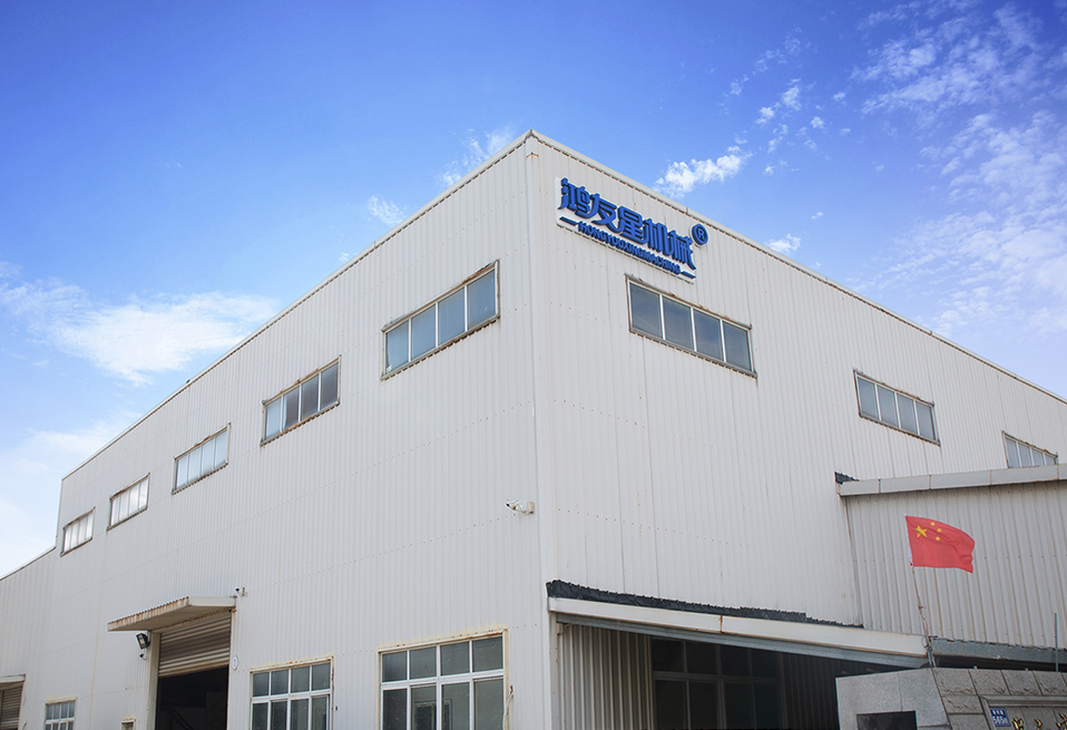 Termoformande maskin/plastkoppmaskin